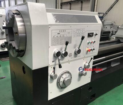 Токарный станок для нарезания резьбы на трубах Q1350