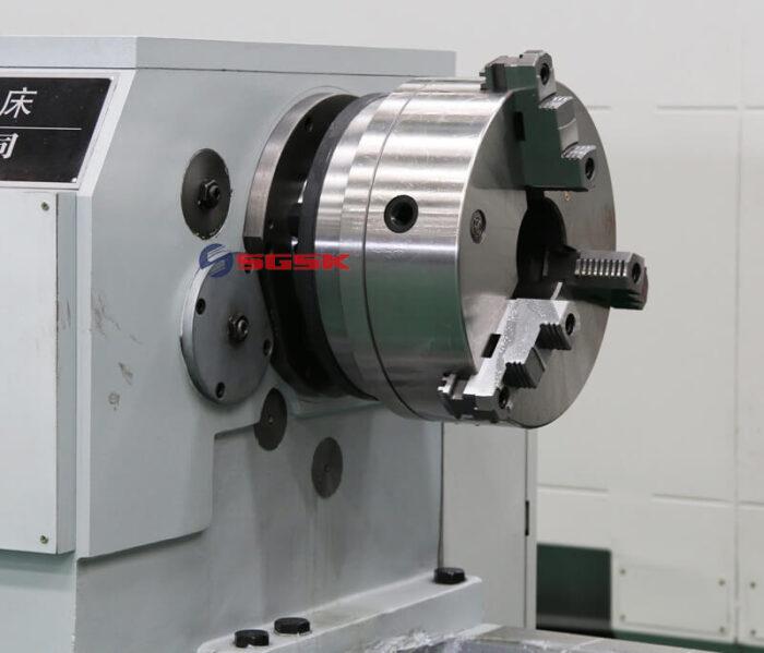 Тяжелый токарный станок CW6163E CW6263E