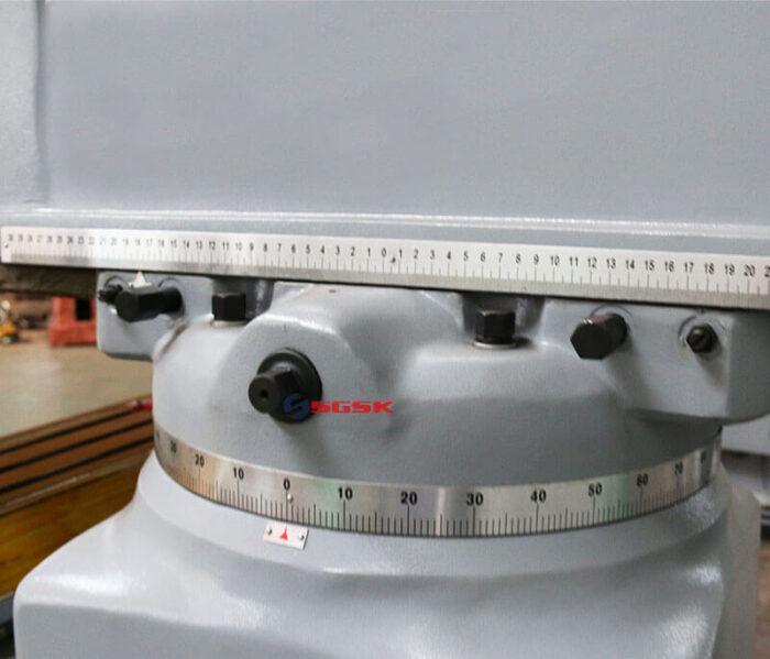 Specifications Units X6328 Table size mm 1200x280 Table travel mm 600/240/360 T slot(number-width-pitch) mm 3-14-63 Spindle taper ISO40 7：24 Spindle speed range rpm (V) 50HZ:65-4500 60HZ:80-5440 (16 steps); (H) 40-1300(12steps Optional:(variable)65-4000 Spindle travel mm 127 Spindle feed range mm 0.04,0.08,0.15 (3 steps) Distance between spindle nose and table surface mm 140-500 Distance between spindle axis and table surface mm 0-360 Main motor power kw 2.2(V)3(H) Head rotation (left - right ) ° ±90° Head rotation (front - rear) ° ±45° Weight kg 1400 Overall dimension mm 1550x1650x2250