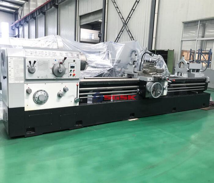 Тяжелый токарный станок CW6163E CW6263E