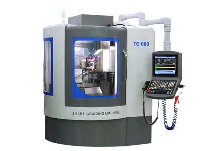 6-осевой инструментальный шлифовальный станок с ЧПУ TG680