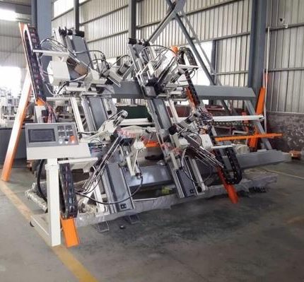 Вертикальный станок для изготовления окон и дверей из ПВХ, УПВХ, Пластика